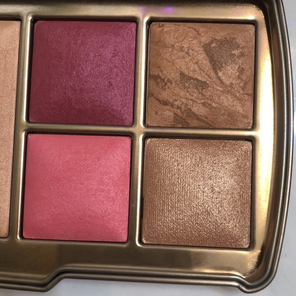 Hourglass Ambient Lighting Edit Universe Unlocked 5 Pan Face Palette 9.6g NIB - Picture 14 of 16